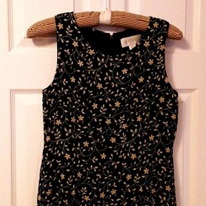 Casual Corner women's dress.  Size 6. EUC.